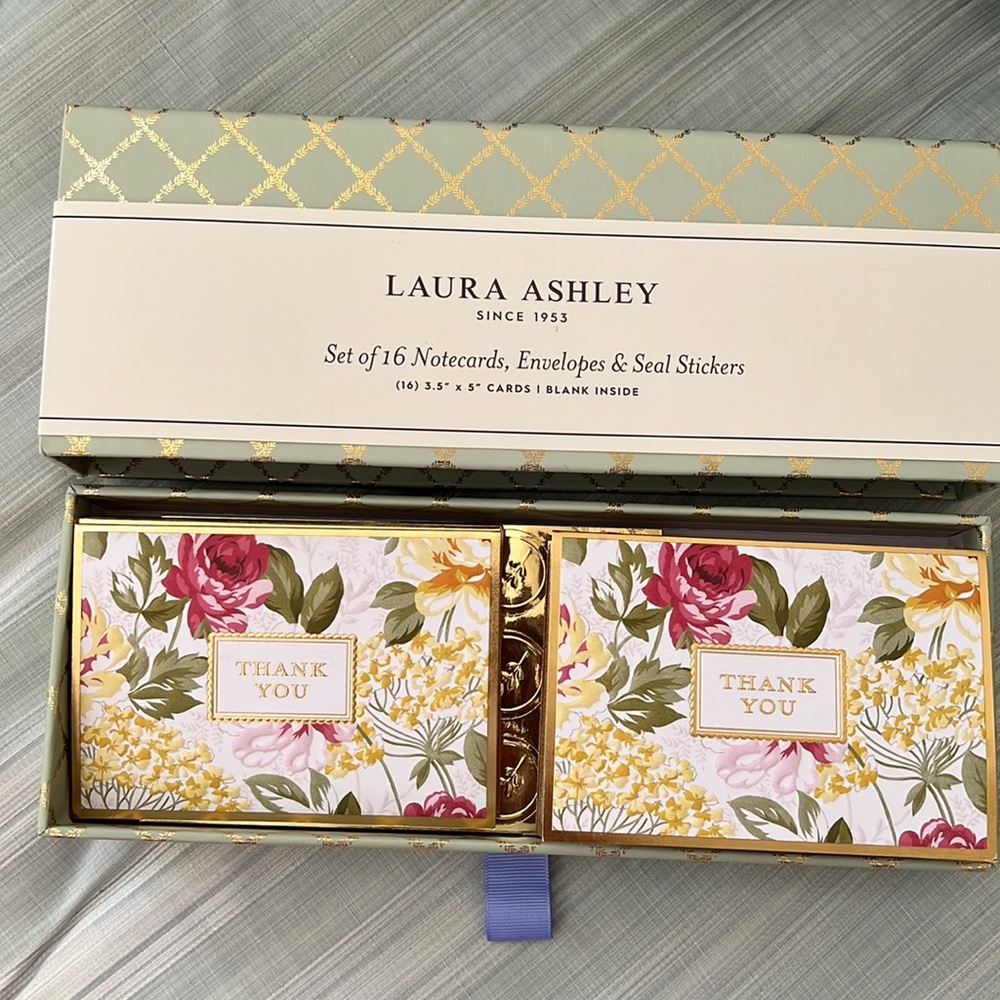Beautiful  Laura Ashley "THANK YOU" Notecards, Envelopes & Seal Stickers - NIB - Picture 4 of 9